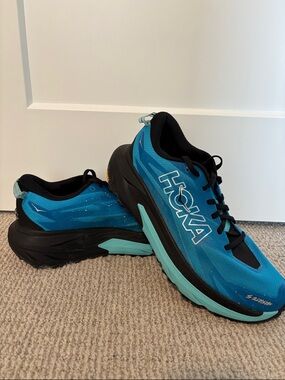 Men’s Hoka Mafate 5 trail running shoe